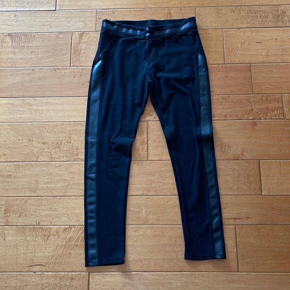 👖Iconoflash Black Faux Leather Pants